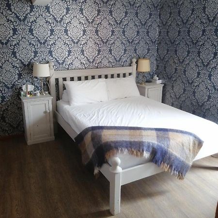 The Courtyard Bed and Breakfast Couiza Exteriör bild